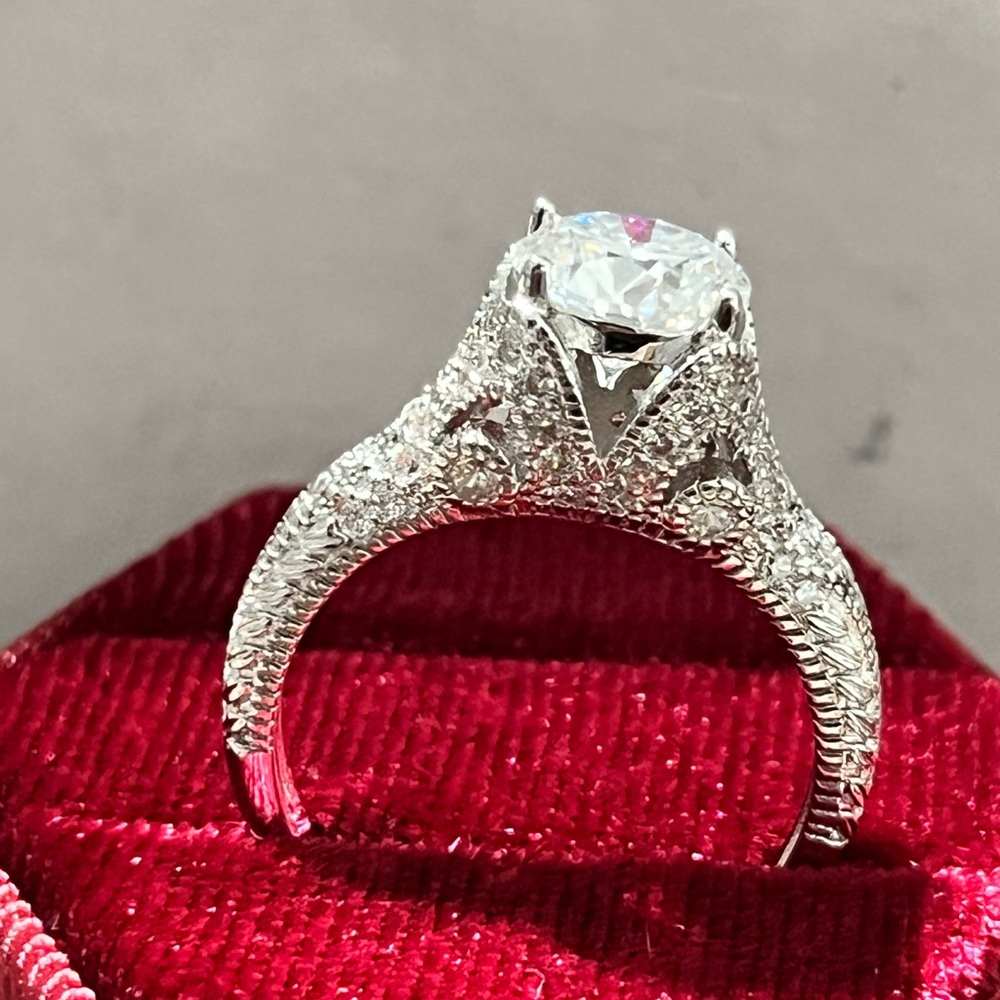 Elegant Silver Moissanite Diamond Ring